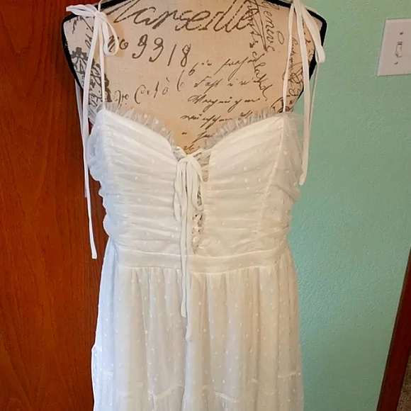 Lulu's summer and or wedding dress. - Picture 1 of 8